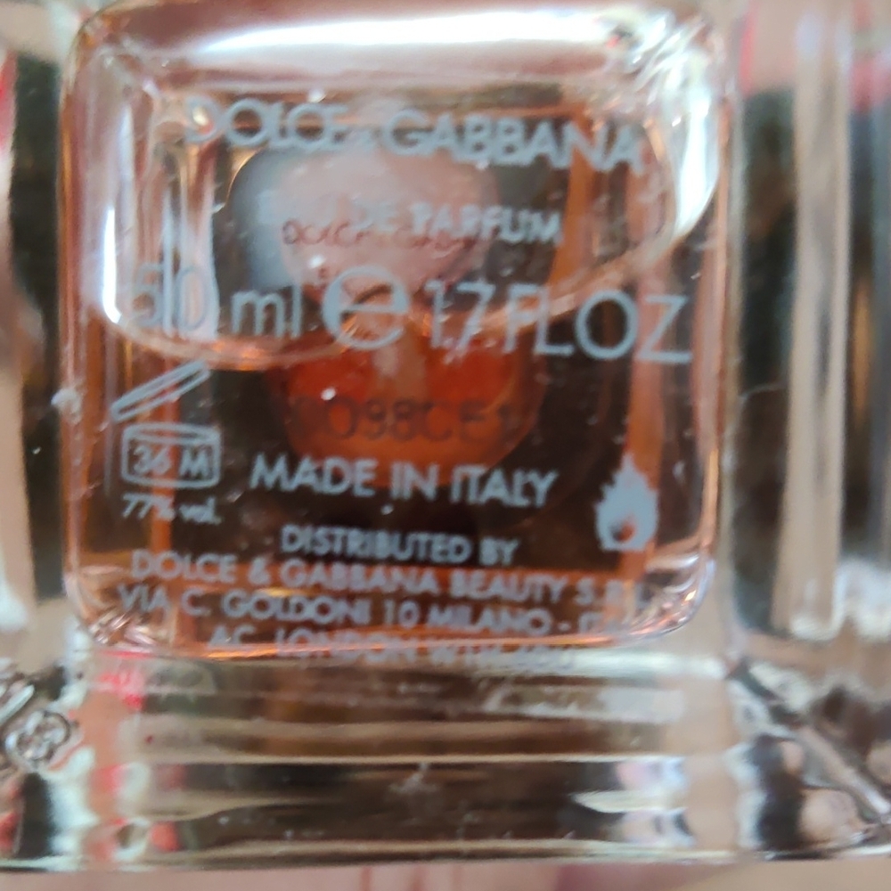 Dolce & Gabbana The Only One Fragrance with Black Cap - Picture 2 of 7